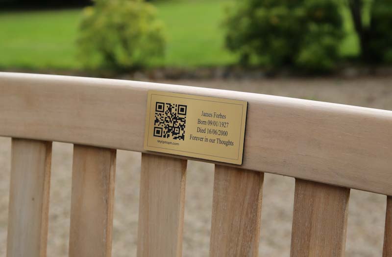 Using  QR Plaques to Commemorate A Loved One